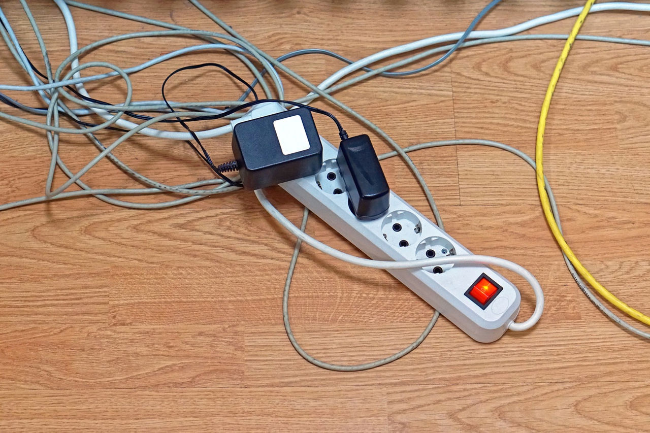 Electric power strip with illuminated switch in Europe