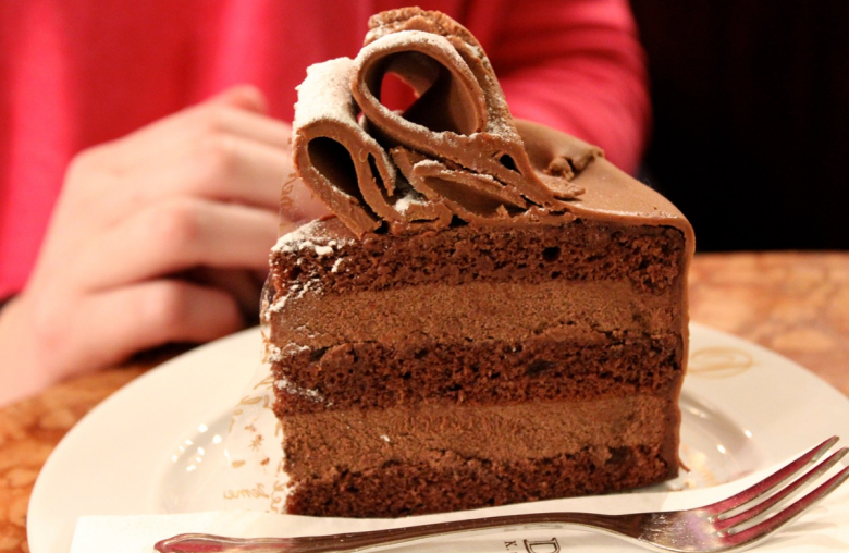 Ein schickes Stück Kuchen - sollte die Ausnahme bleiben bei der gesunden Ernährung © Daniel Huizinga | Flickr