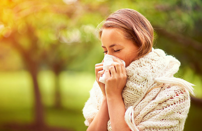 Taschentücher sind ständige Begleiter für Allergiker @ istock | PeopleImages