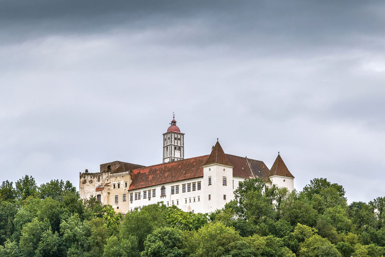 Die Schallaburg ist nicht nur architektonisch eine Reise wert. In dem Renaissance-Schloss befindet sich ein internationales Ausstellungszentrum.